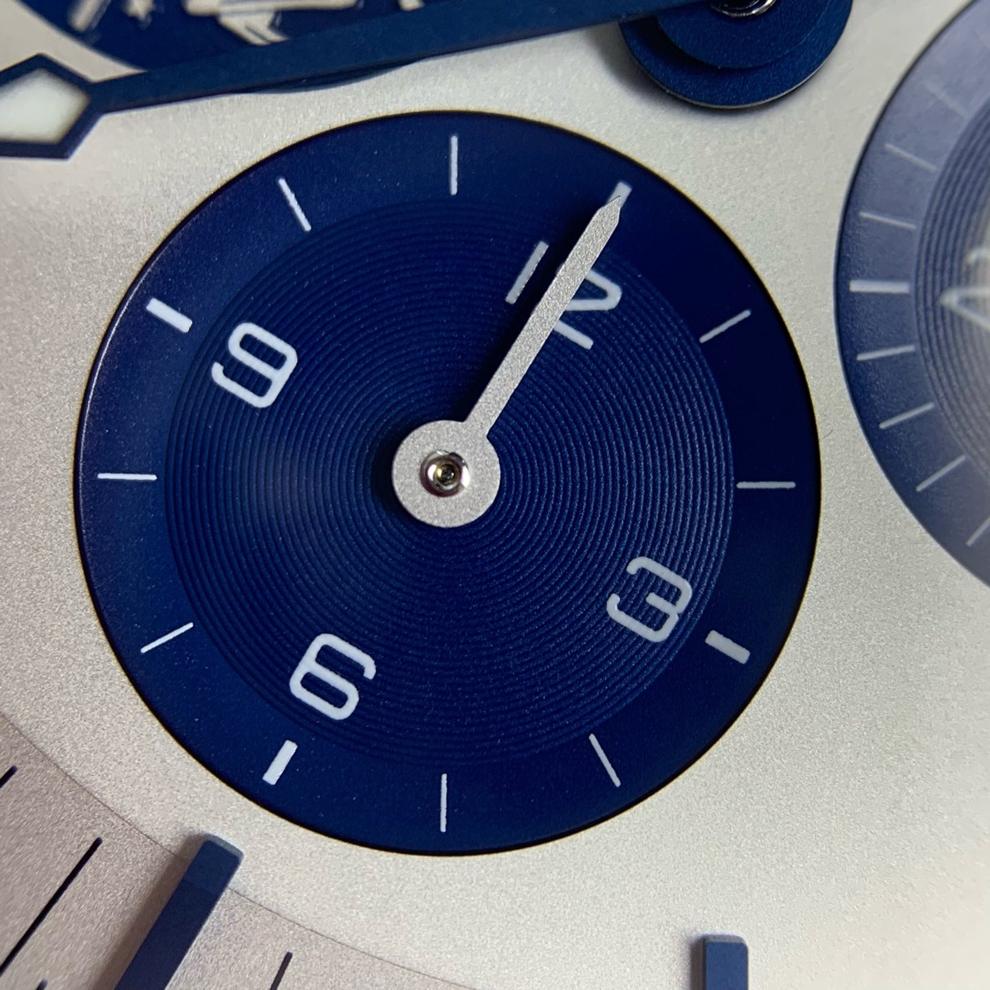 Omega Professional Series 42 310.32.42.50.02.001