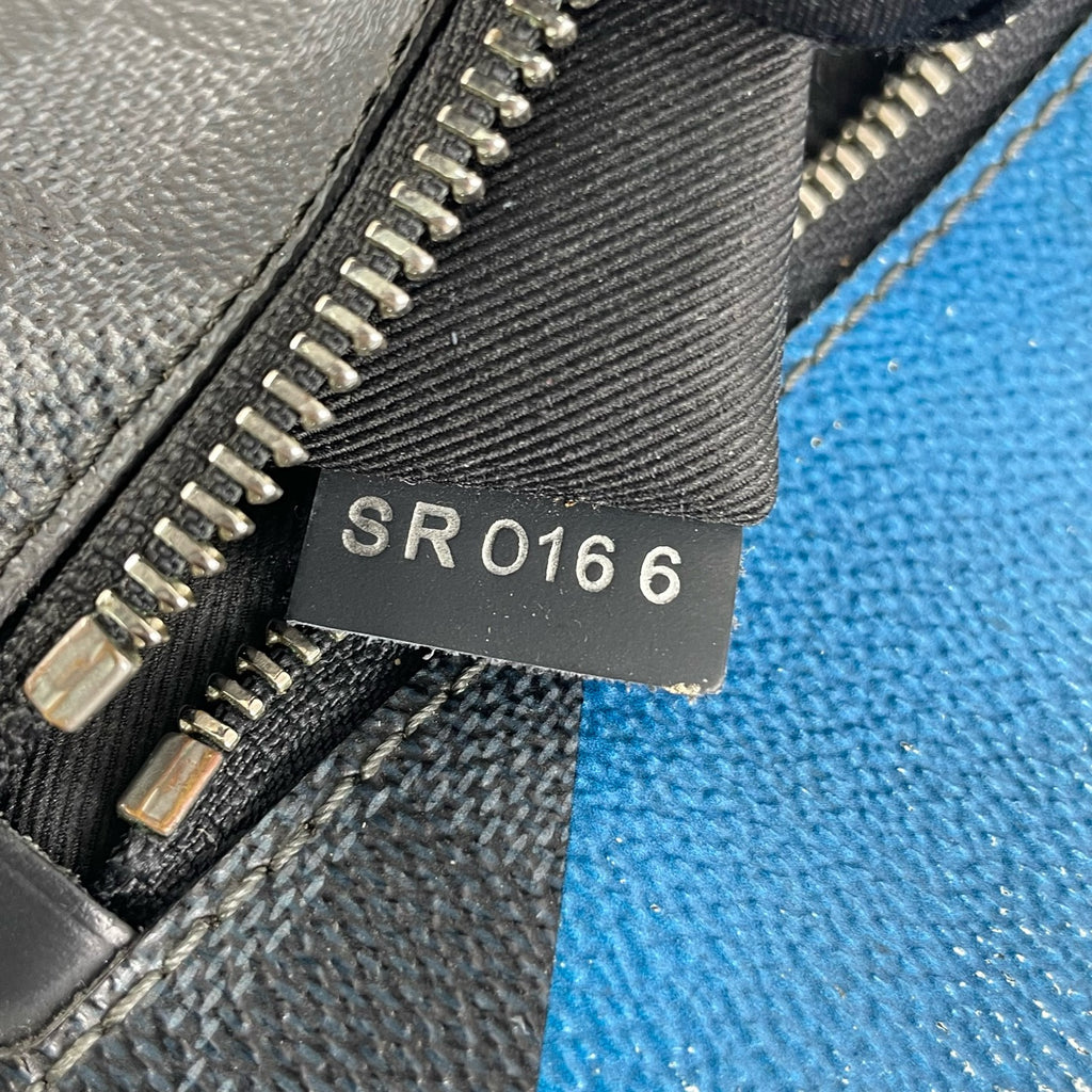 Louis Vuitton Messenger Bag
