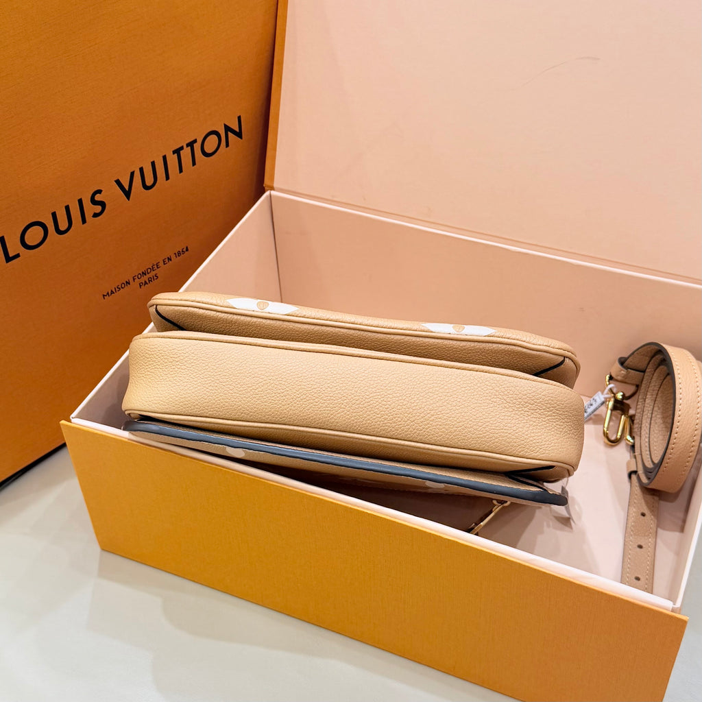 Louis Vuitton Pochette Métis Messenger Bag 25 x 19 x 7 M45773