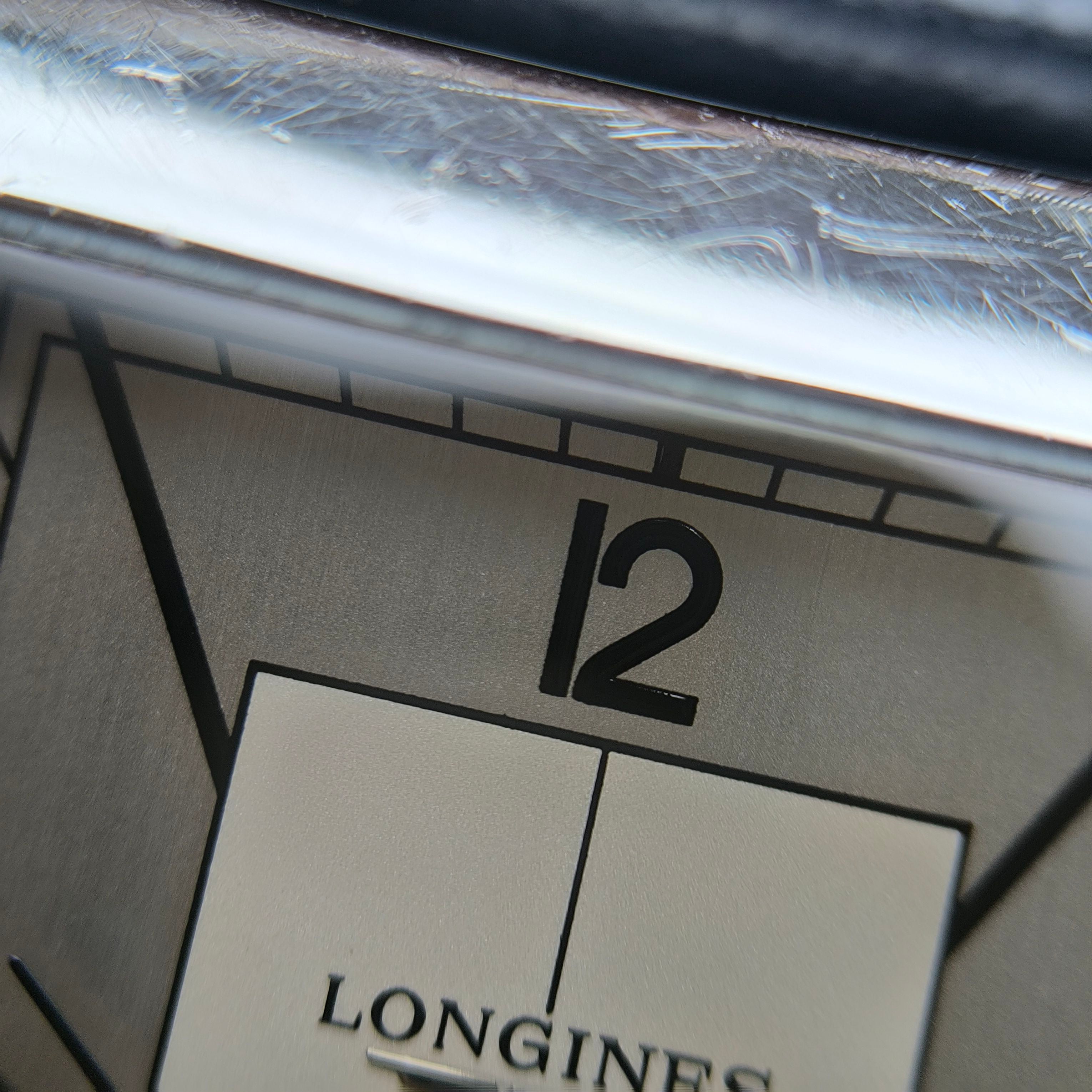 Longines Longines Dolcevita Collection 27.70X43.80mm L5.757.4.73.8