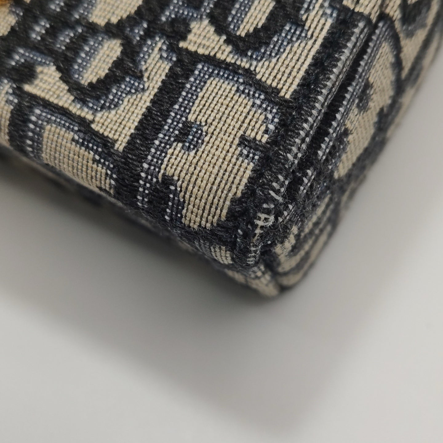 Dior Canvas Crossbody M9204UTZQ_M928