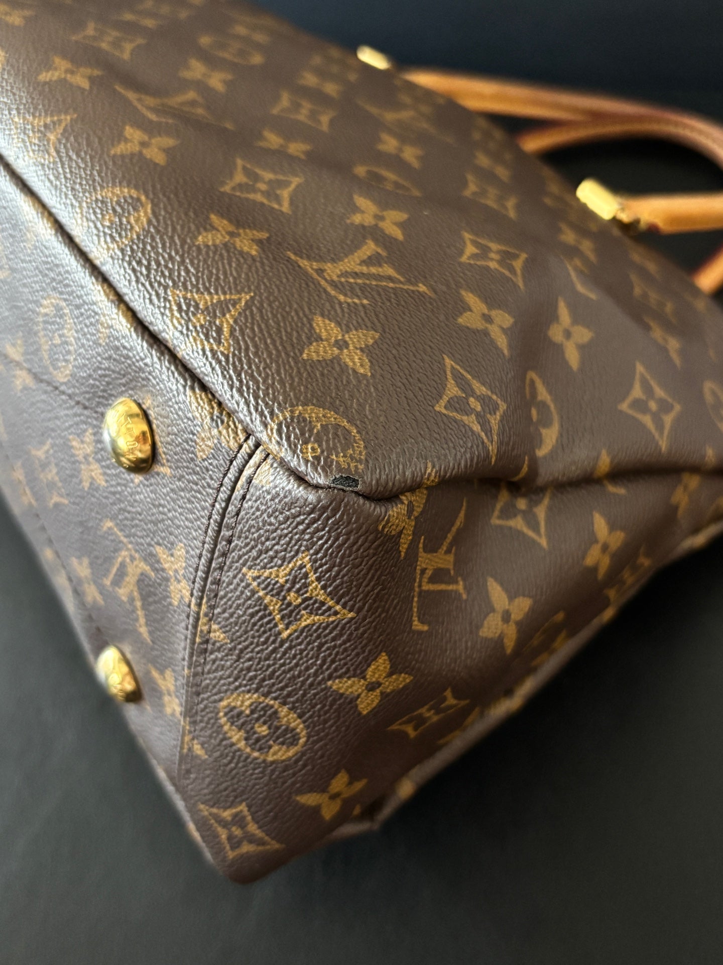 Louis Vuitton Crossbody