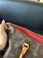 Louis Vuitton Crossbody