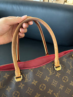 Louis Vuitton Crossbody