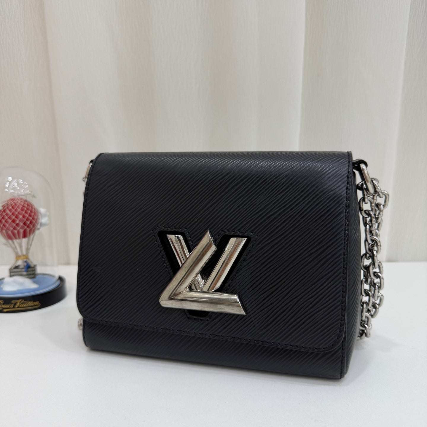 Louis Vuitton Crossbody M50332