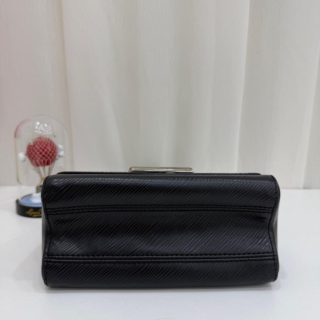 Louis Vuitton Crossbody M50332