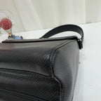 Louis Vuitton Crossbody M50332