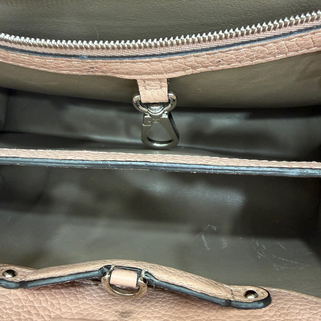Louis Vuitton M94635
