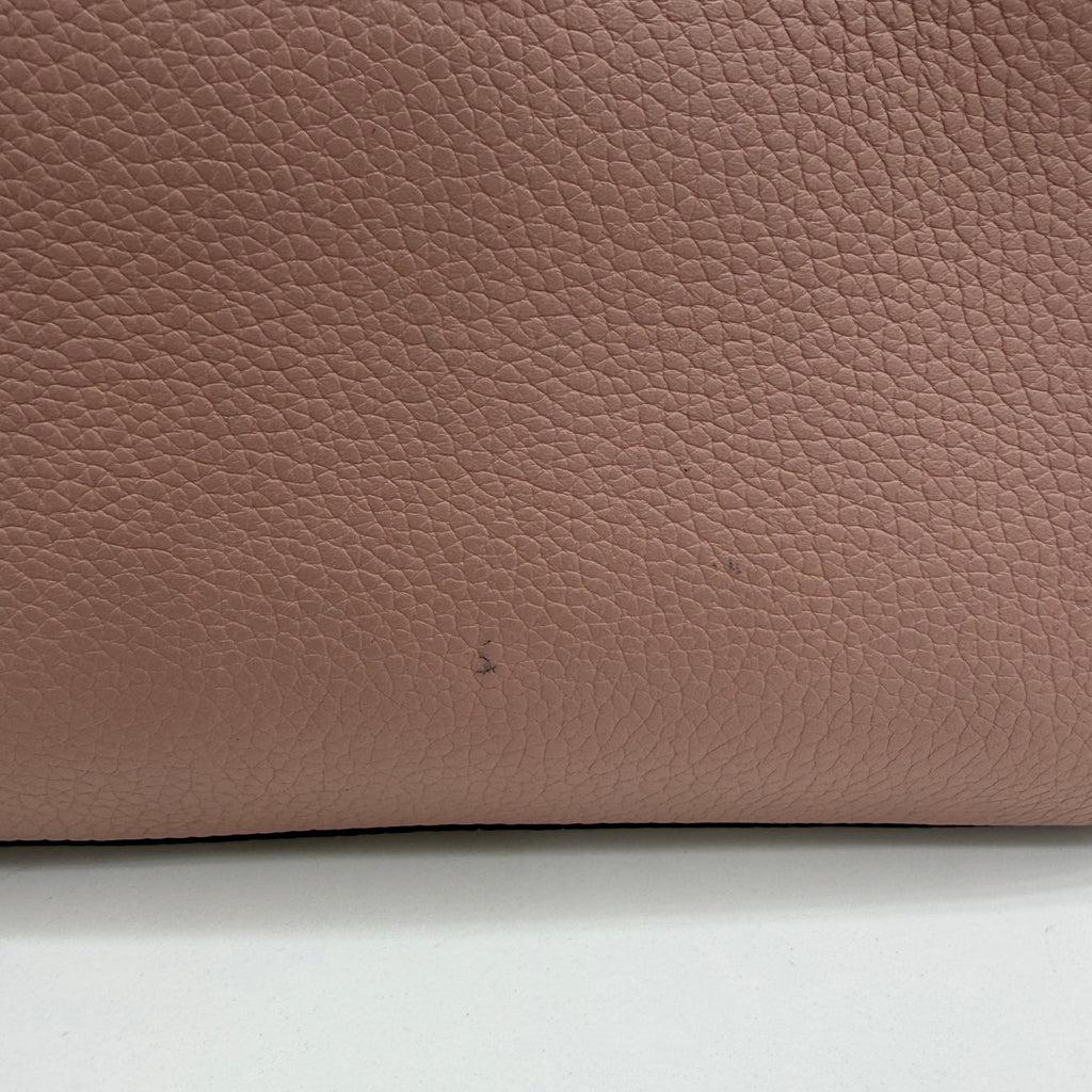 Louis Vuitton M94635