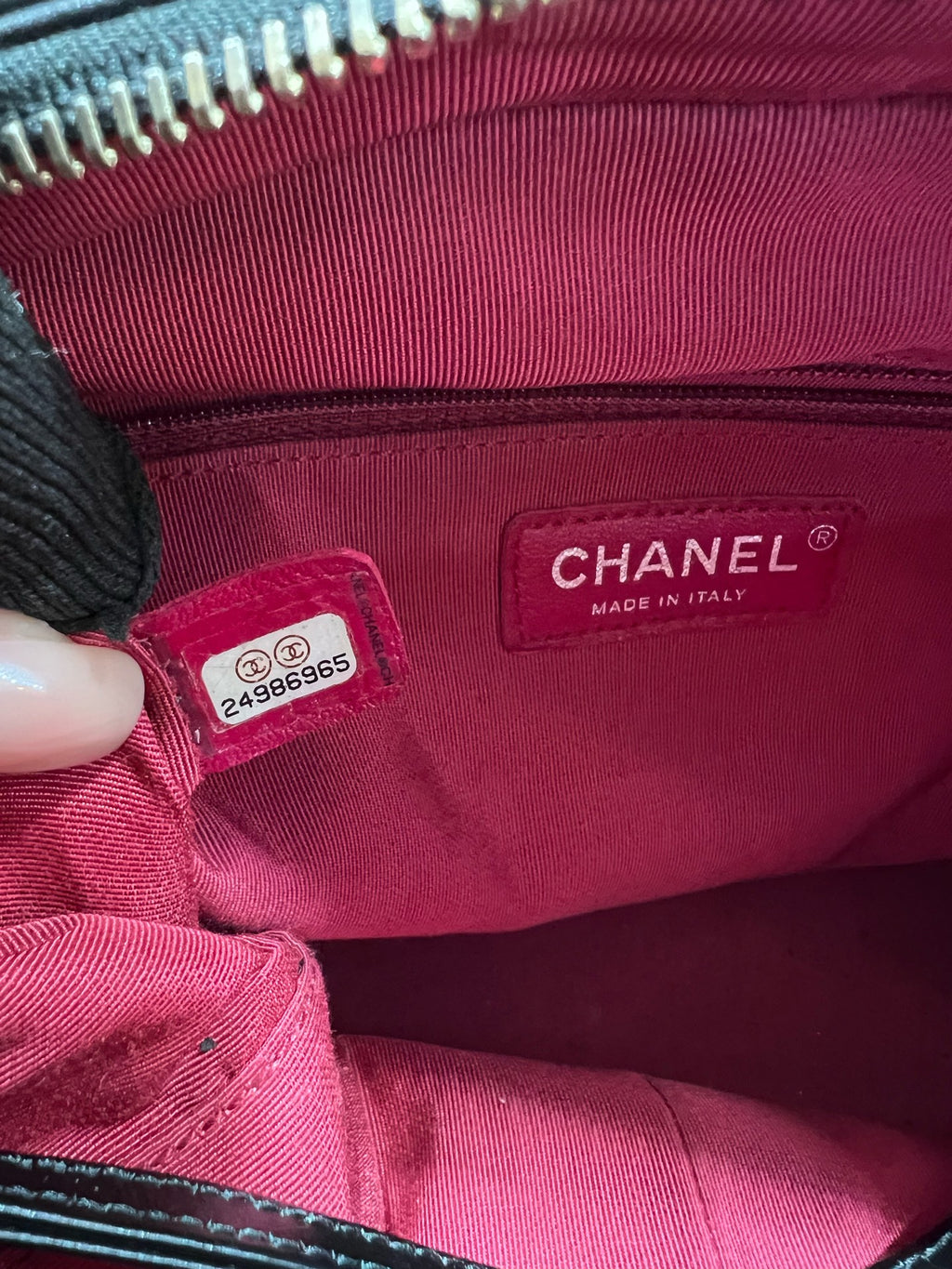 Chanel Medium-sized shoulder crossbody bag Crossbody AS1582-B03034-94305