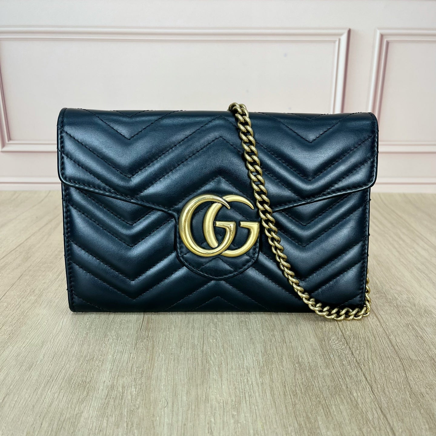 Gucci 474575DRW1T1000