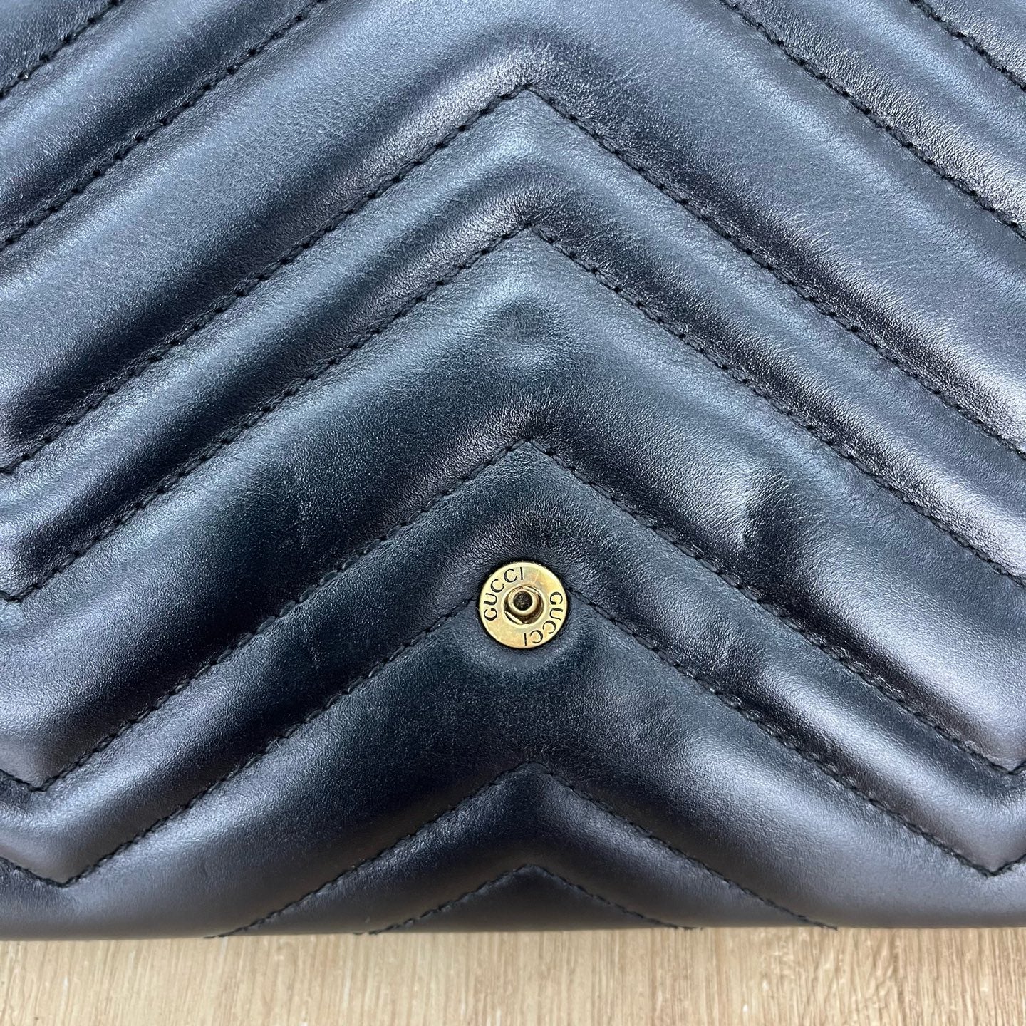 Gucci 474575DRW1T1000