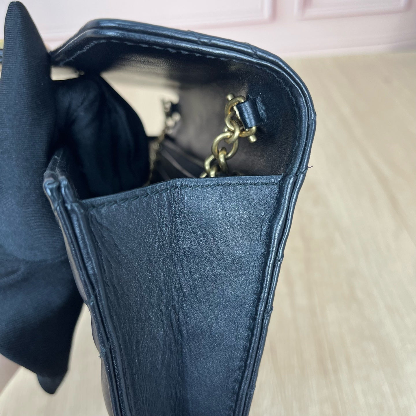 Gucci 474575DRW1T1000