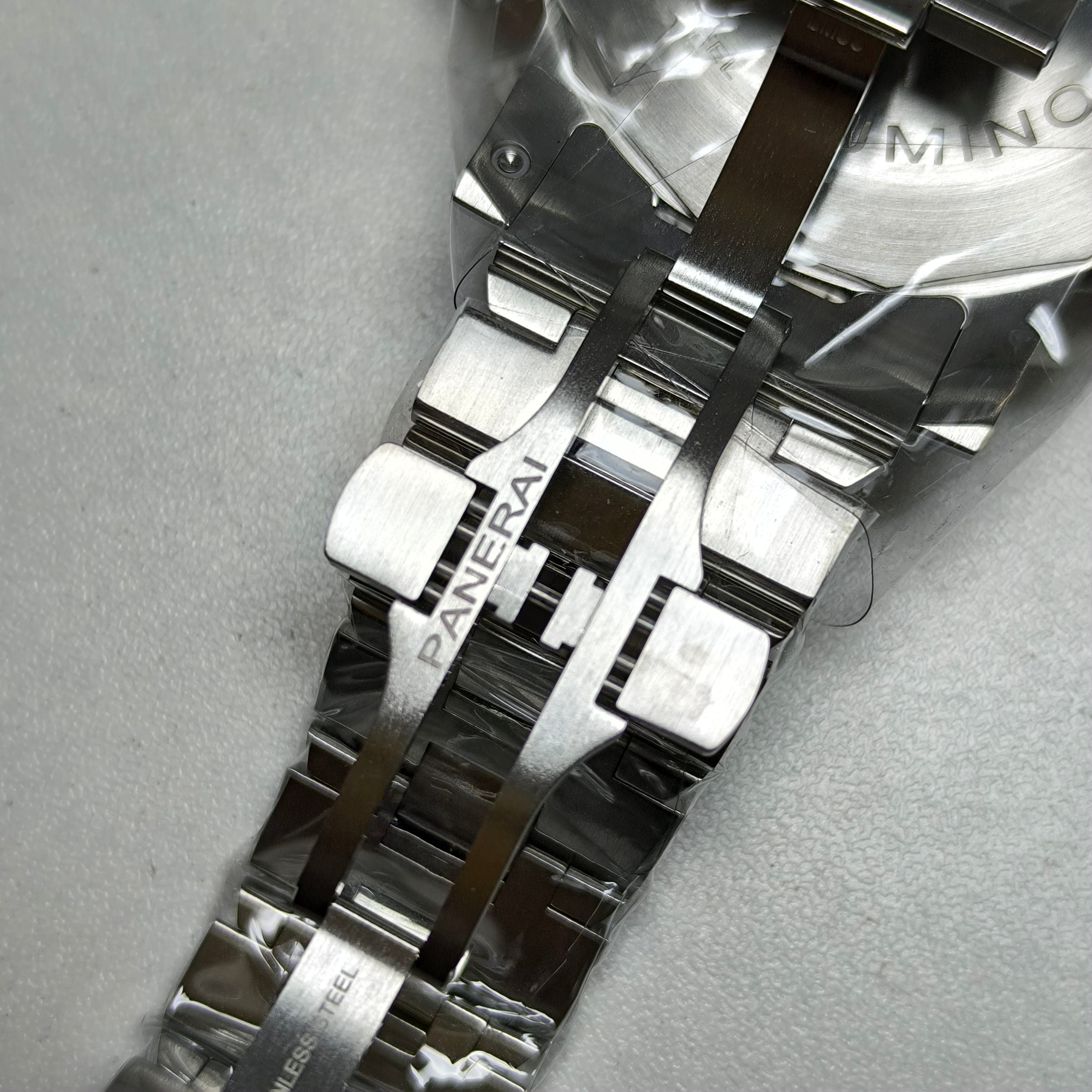 Panerai LUMINOR Luminor 44mm PAM01562