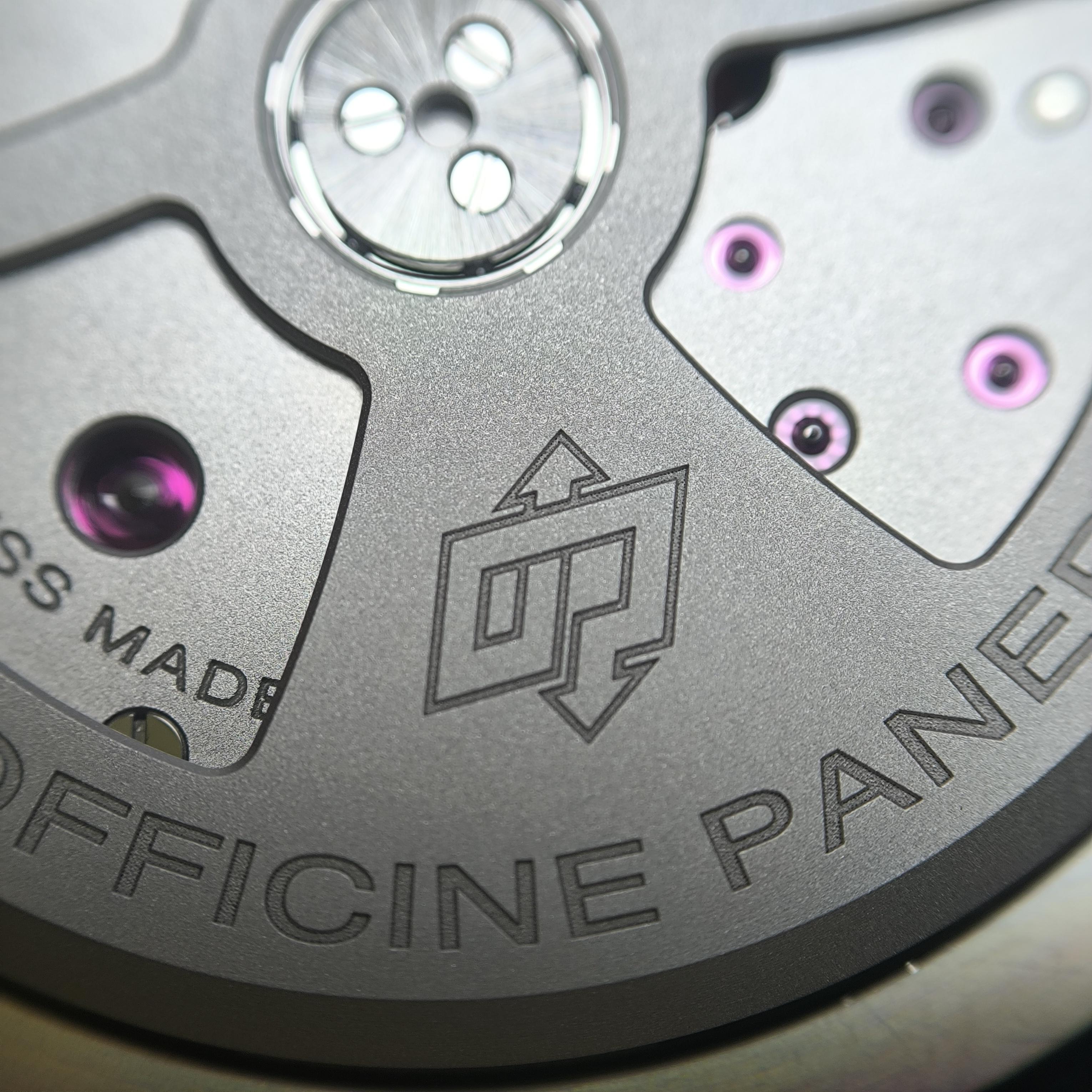 Panerai LUMINOR Luminor 44mm PAM01562