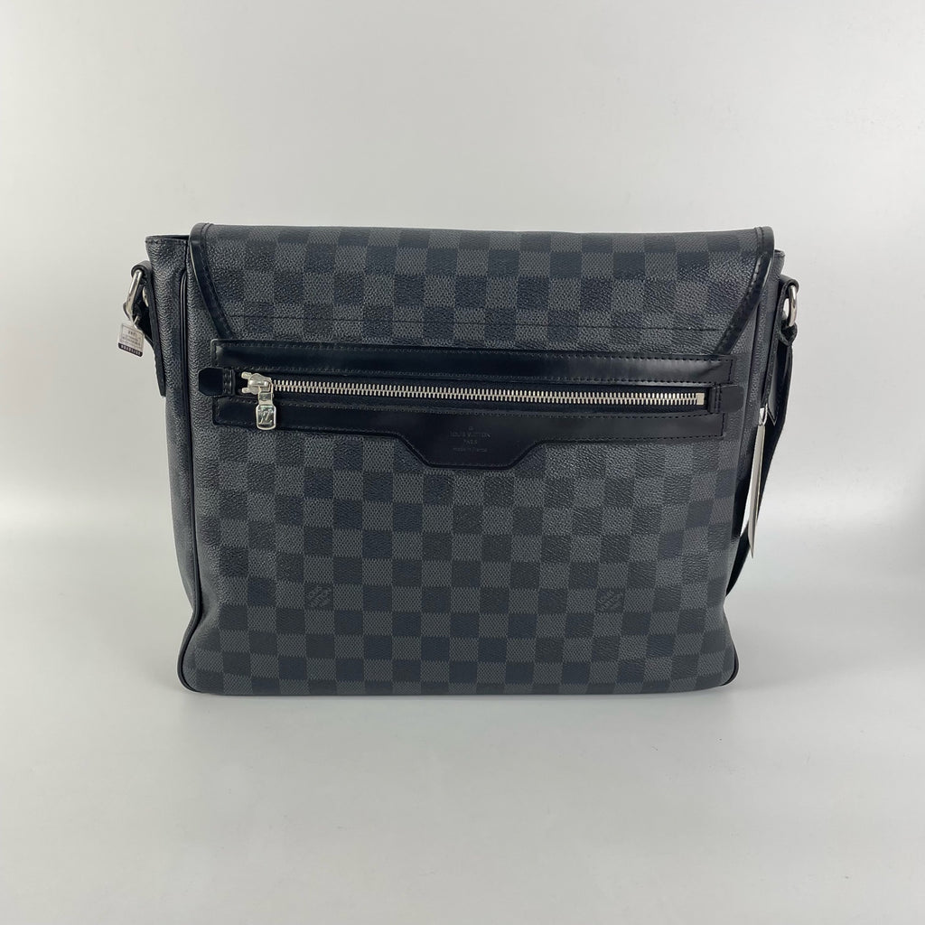 Louis Vuitton Messenger Bag