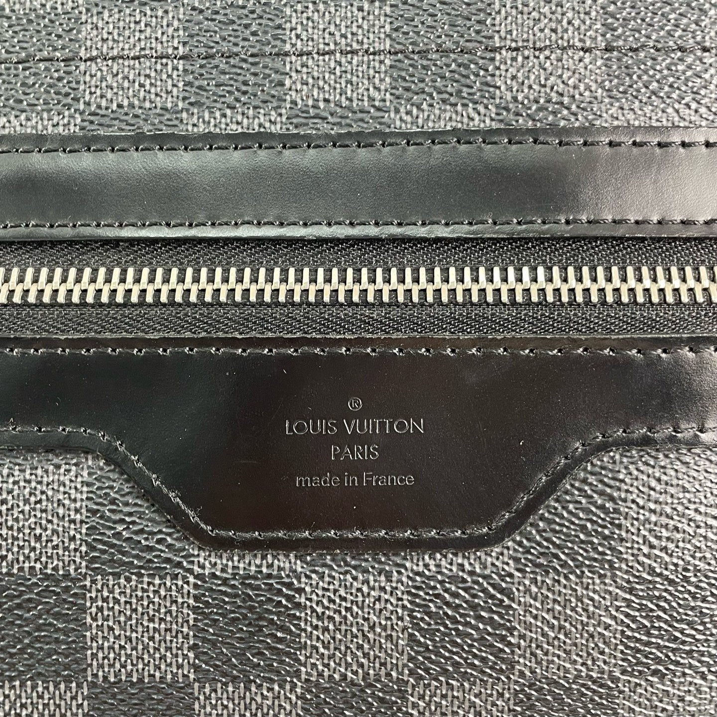 Louis Vuitton Messenger Bag