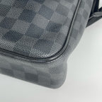 Louis Vuitton Messenger Bag