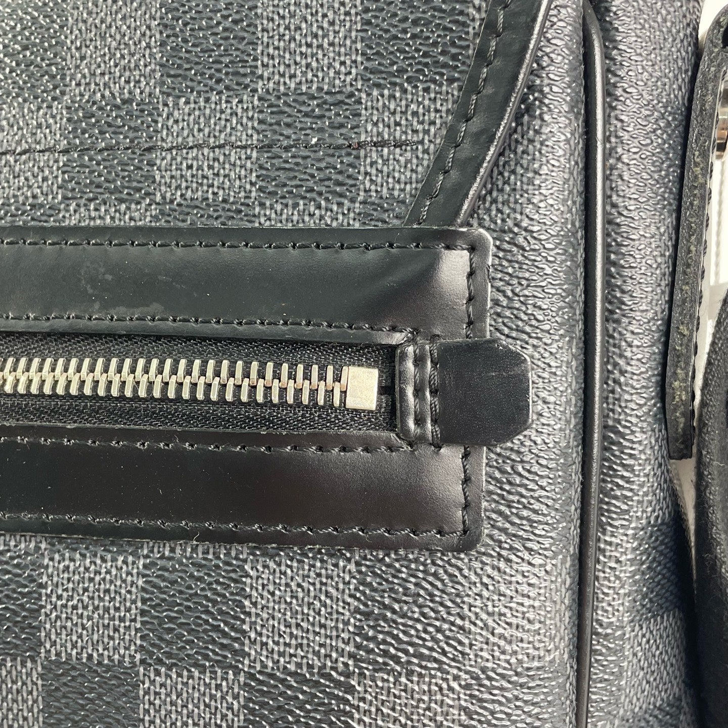 Louis Vuitton Messenger Bag