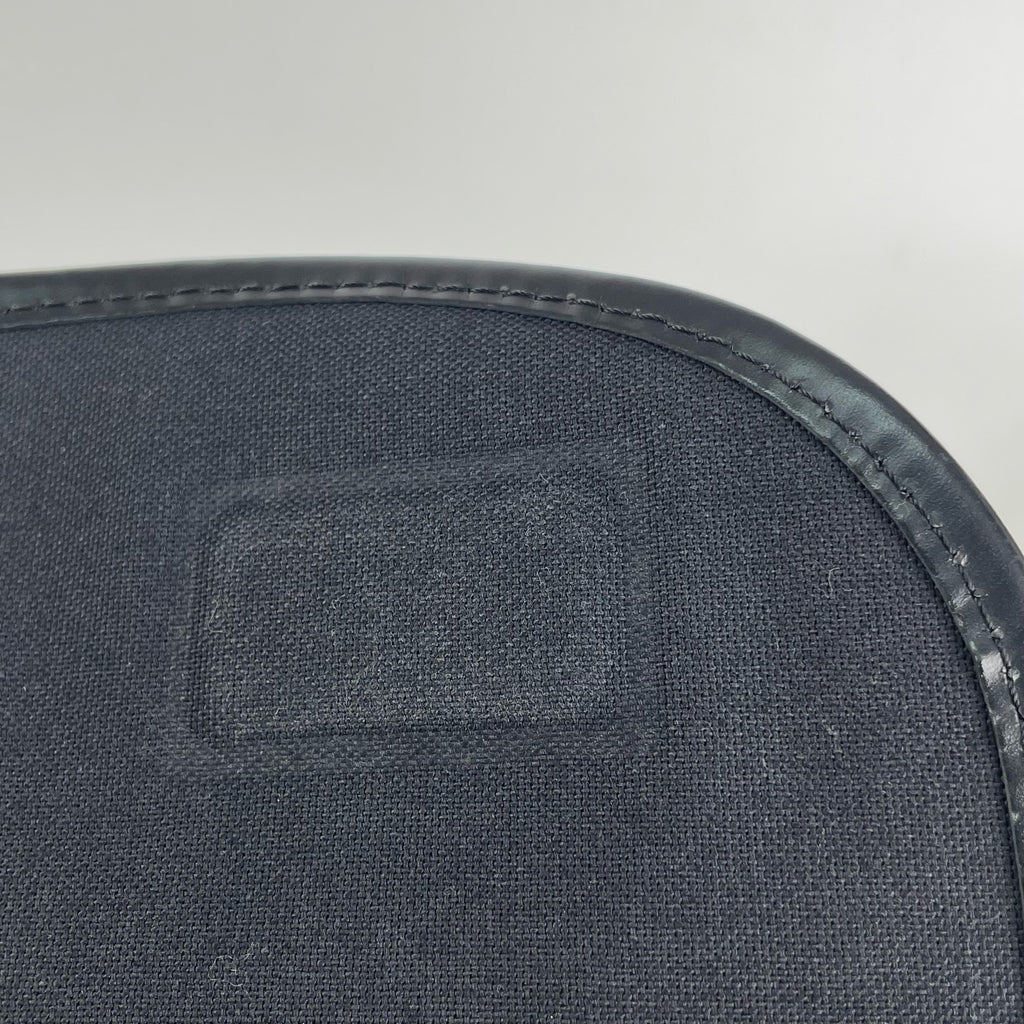 Louis Vuitton Messenger Bag