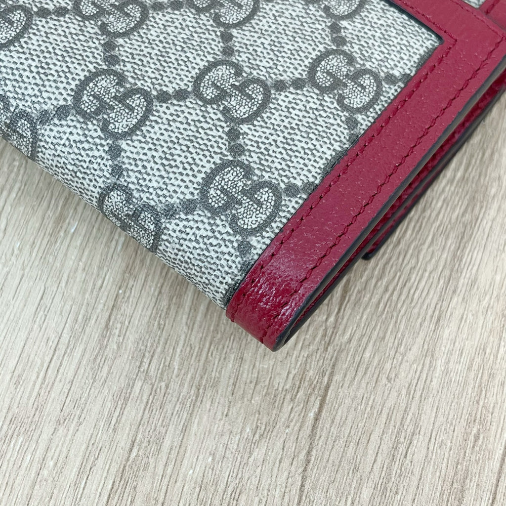 Gucci Red