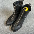 空白 Ankle boots