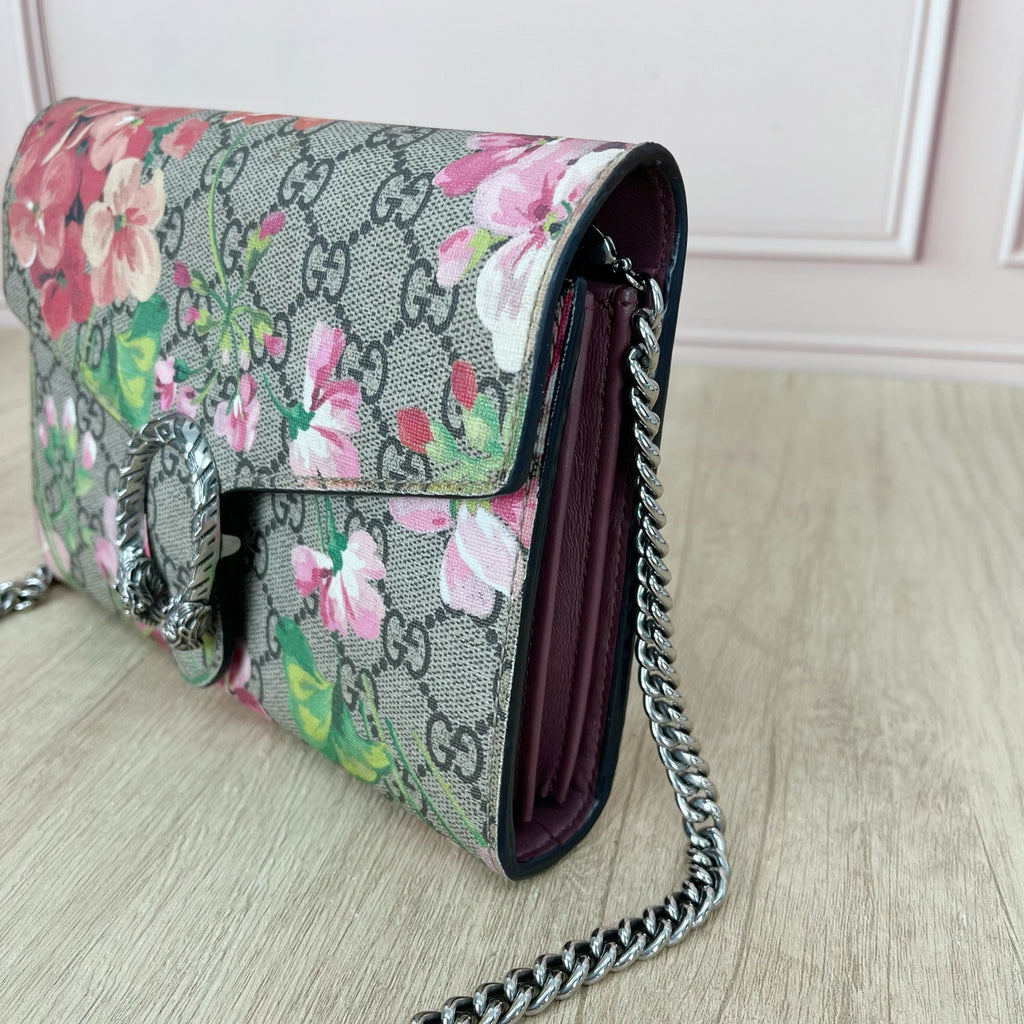 Gucci 401231KU2AN8693