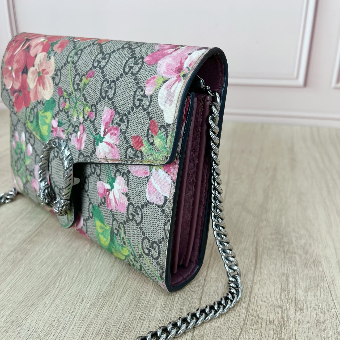 Gucci 401231KU2AN8693