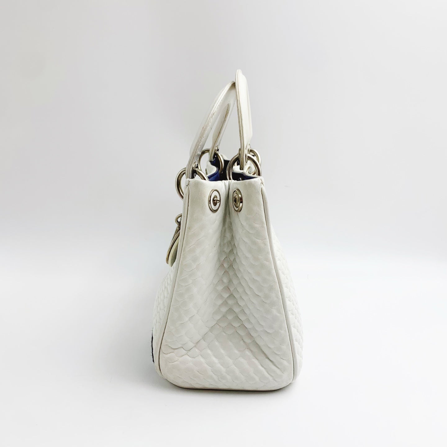 Dior White