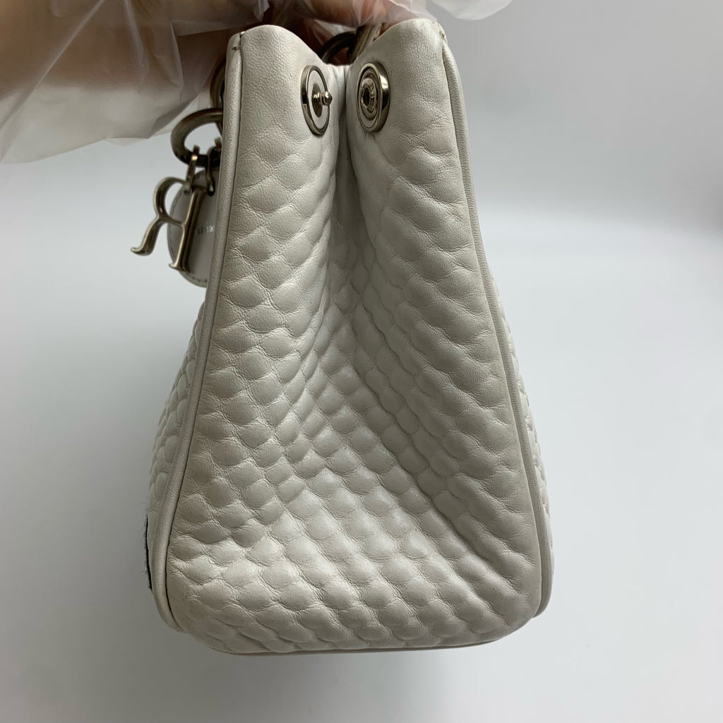 Dior White