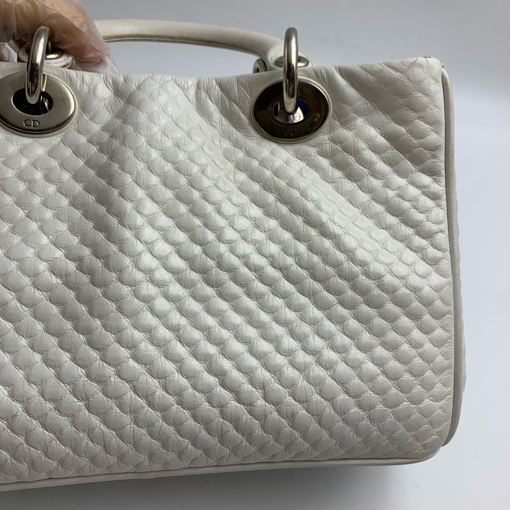 Dior White