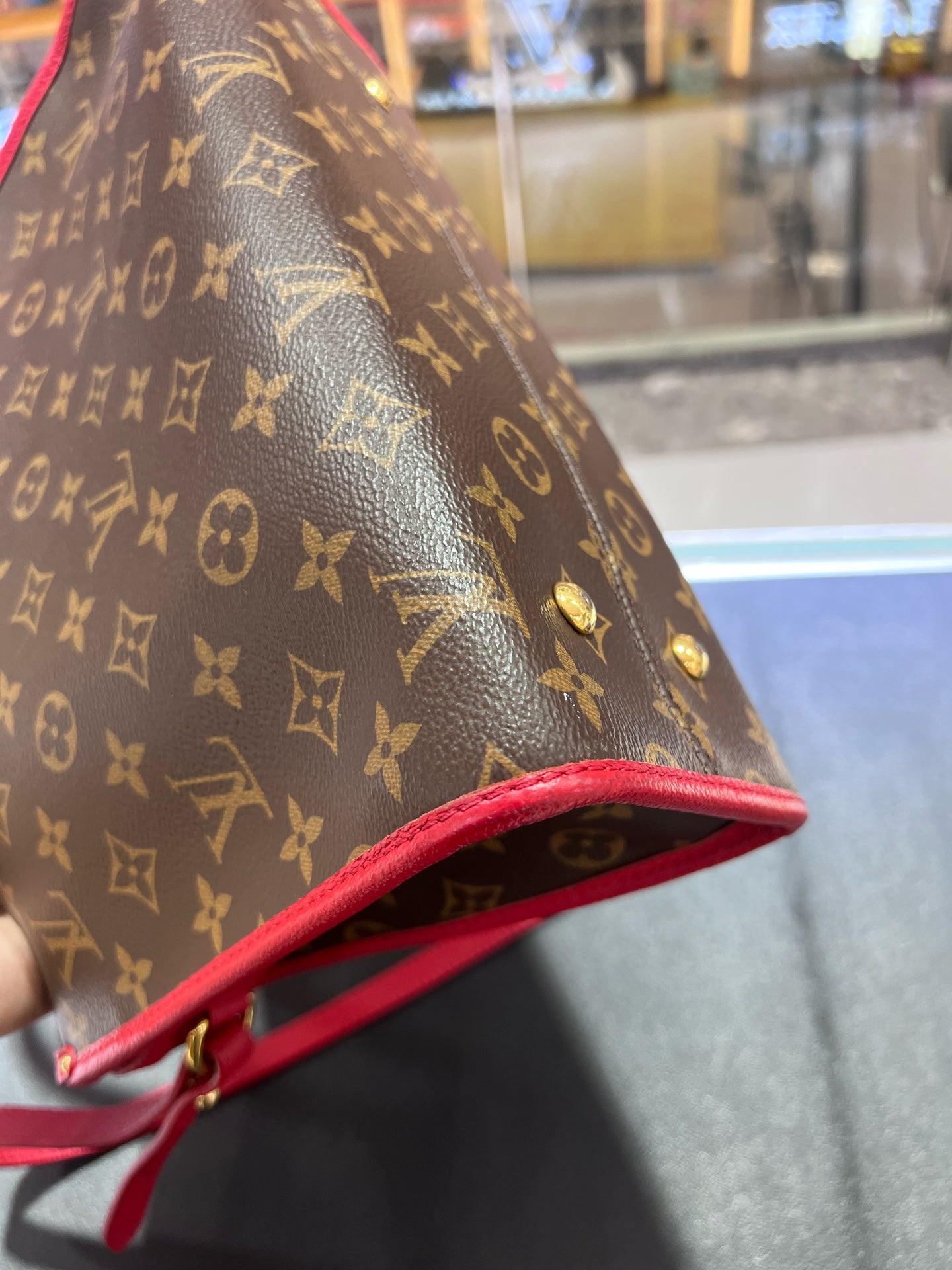 Louis Vuitton M43433