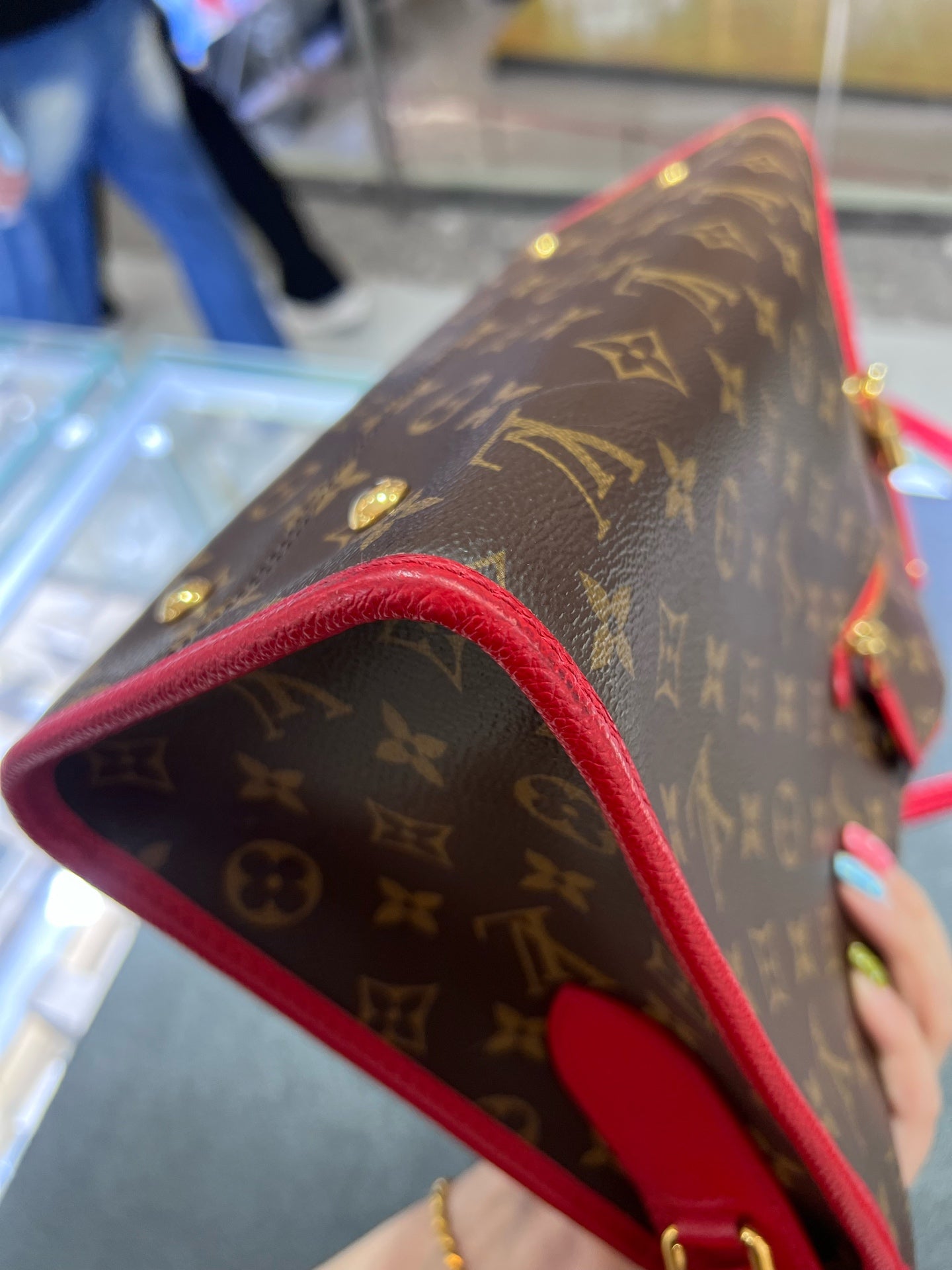 Louis Vuitton M43433
