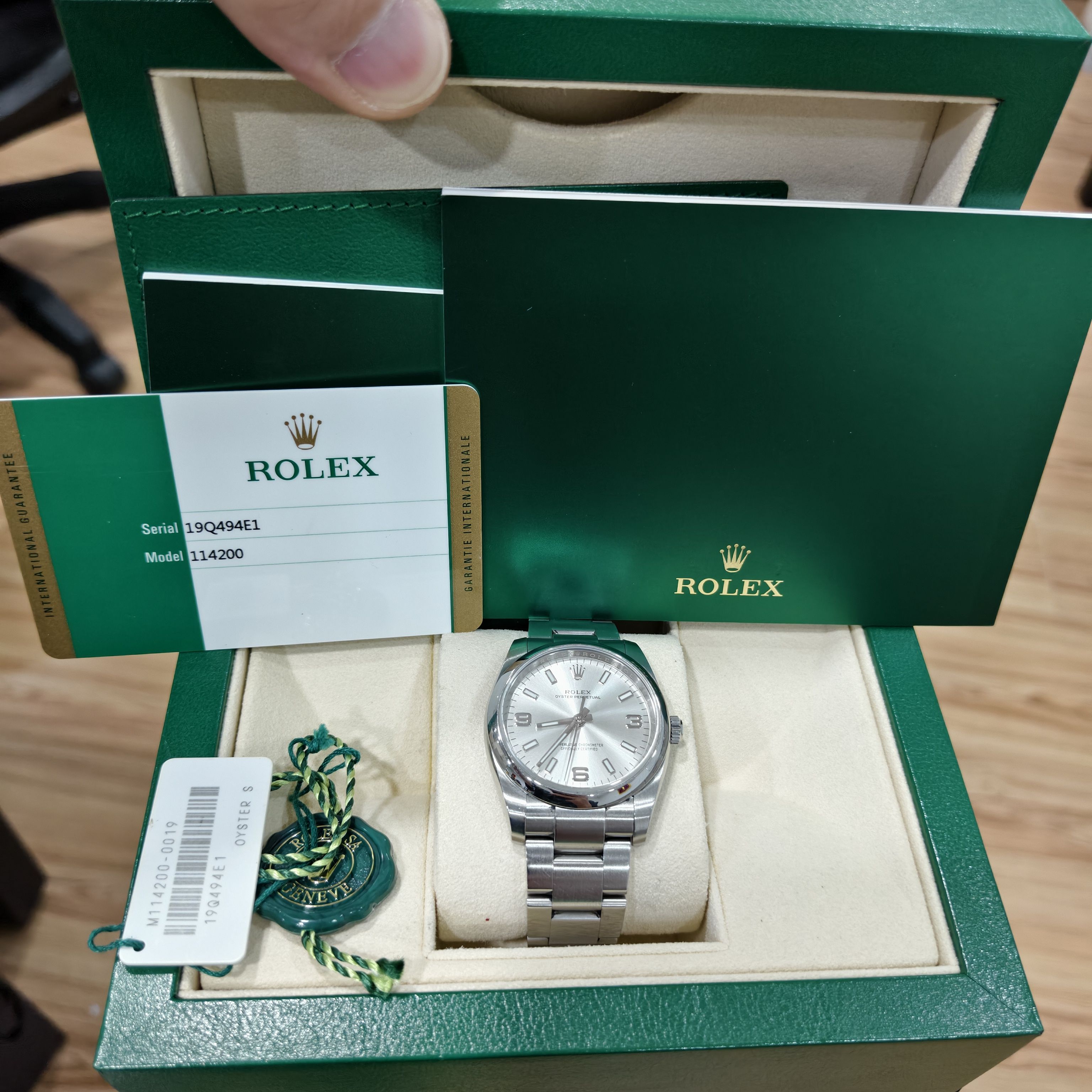 Rolex Oyster Perpetual 34 Automatic (self-winding) watch 34MM m114200-0019
