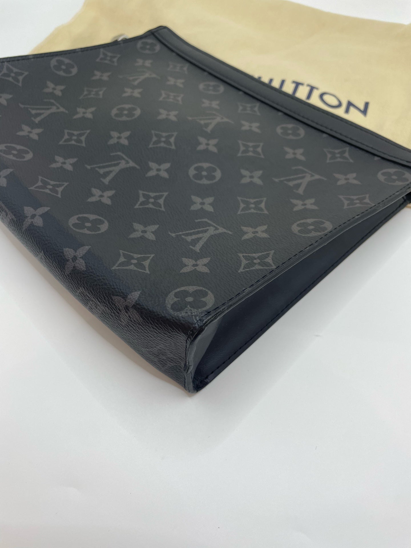 Louis Vuitton Clutch