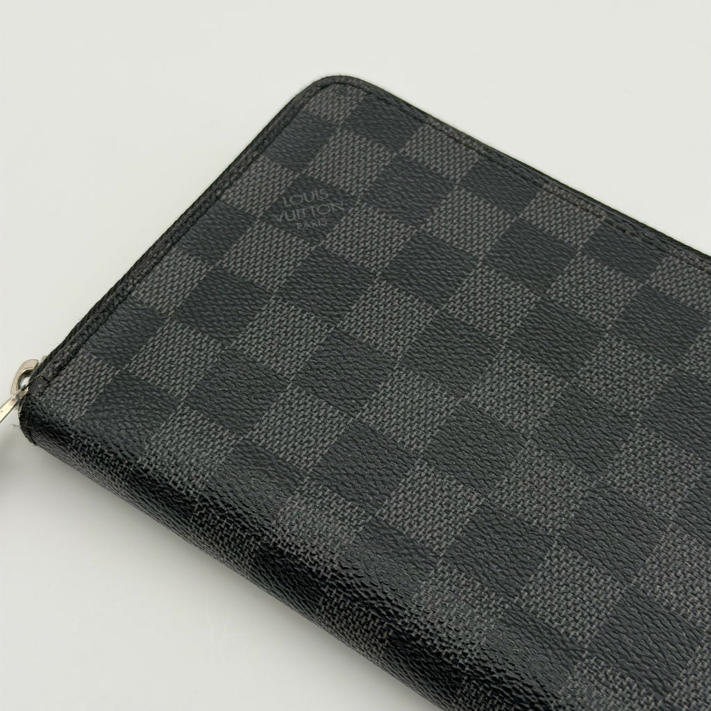 Louis Vuitton Black