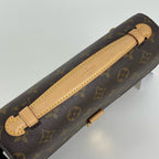 Louis Vuitton Messenger Bag