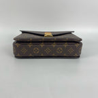 Louis Vuitton Messenger Bag