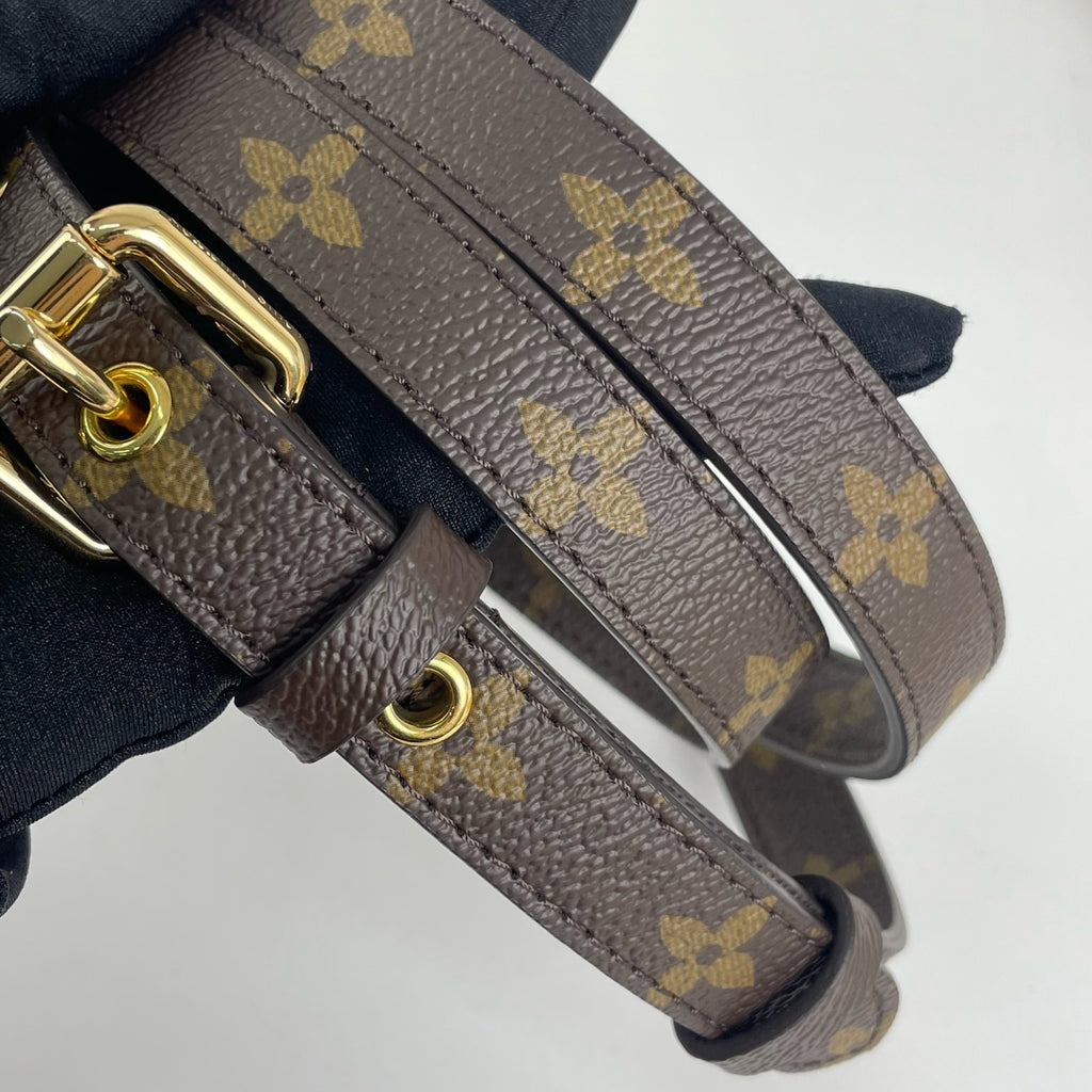 Louis Vuitton Messenger Bag