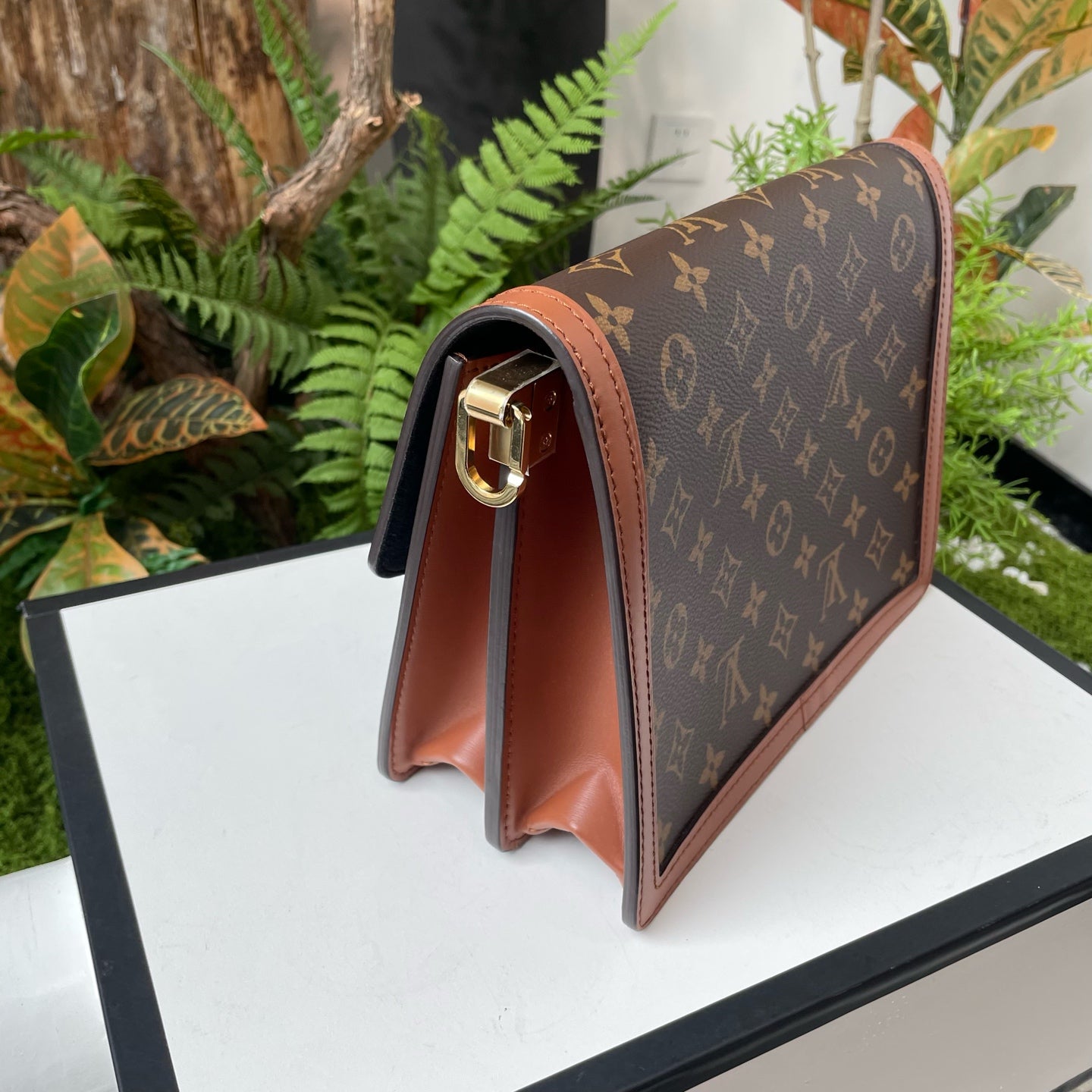 Louis Vuitton Crossbody