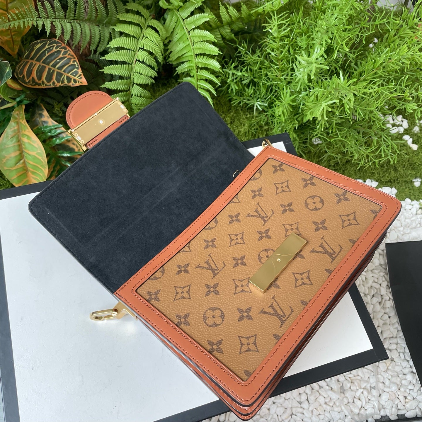 Louis Vuitton Crossbody