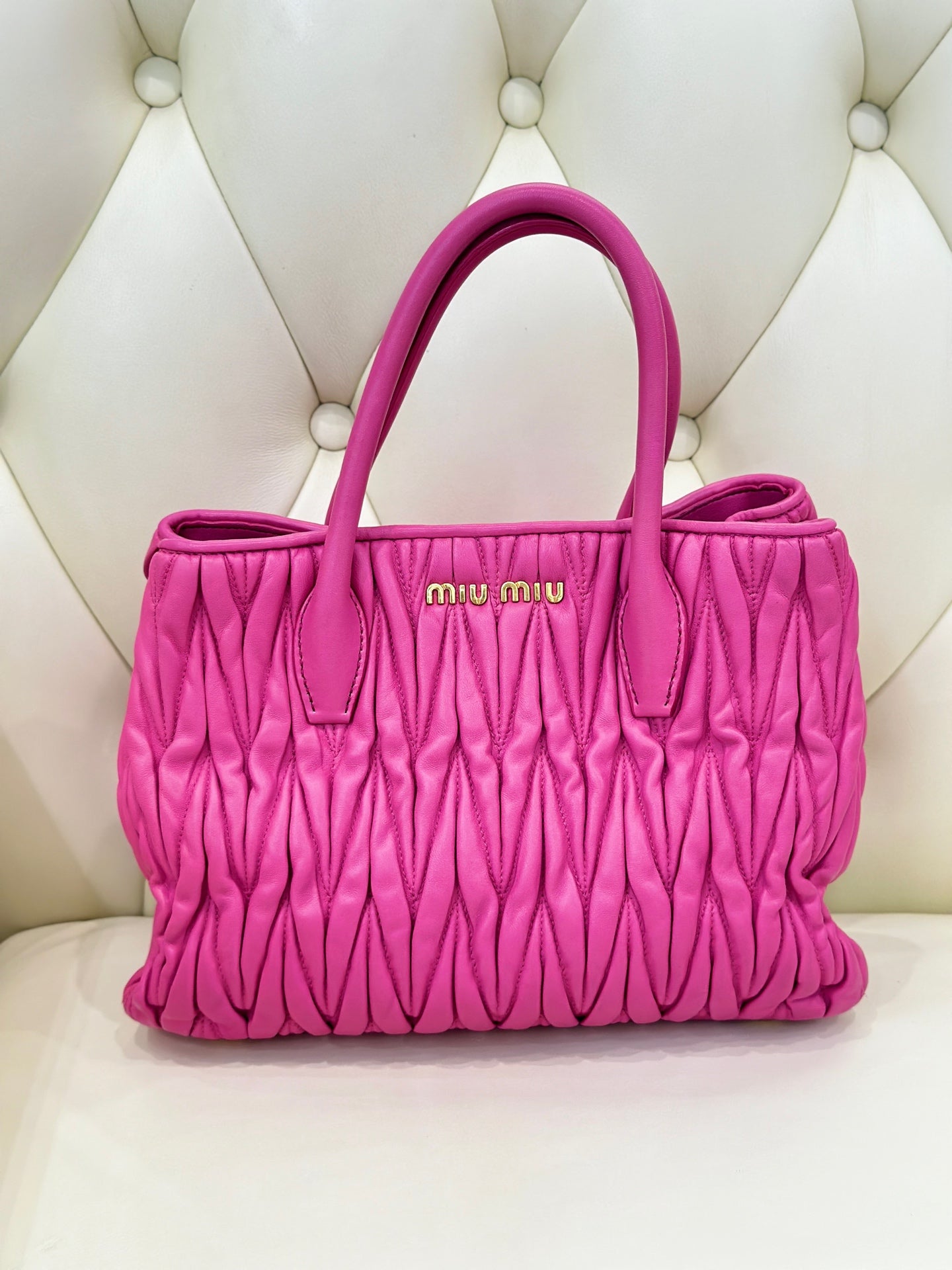 Miu Miu Red Satchel Length 32 x Width 15 x Height 23 cm RN1016-N88-F0029