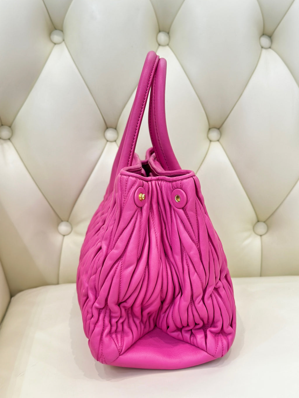 Miu Miu Red Satchel Length 32 x Width 15 x Height 23 cm RN1016-N88-F0029