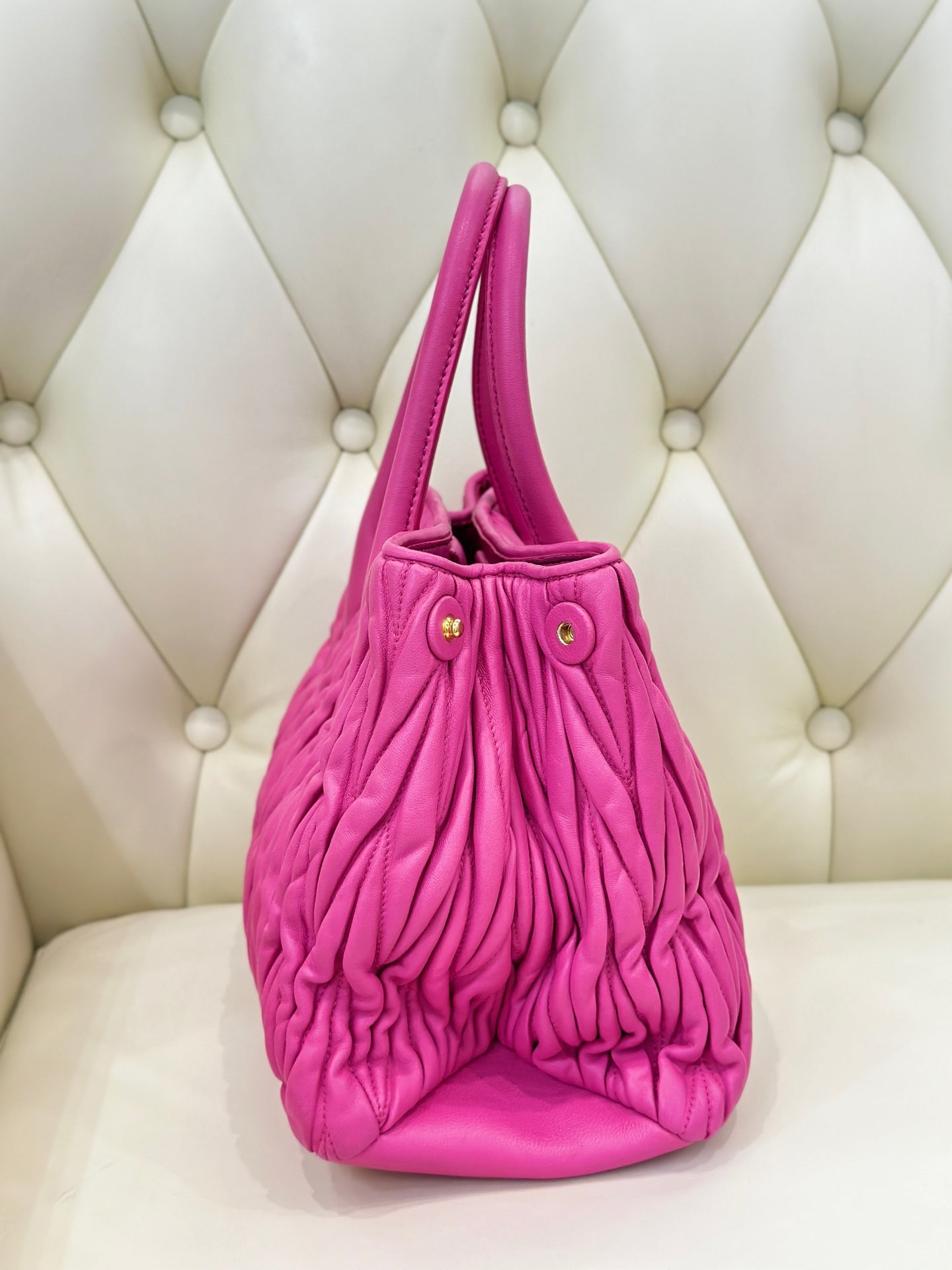 Miu Miu Red Satchel Length 32 x Width 15 x Height 23 cm RN1016-N88-F0029