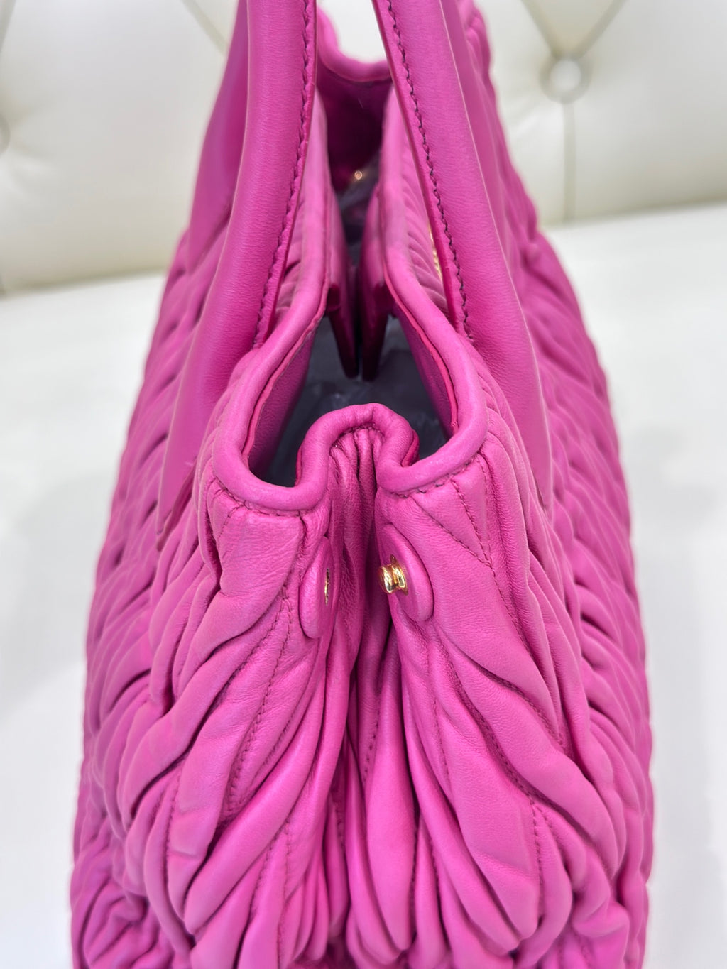 Miu Miu Red Satchel Length 32 x Width 15 x Height 23 cm RN1016-N88-F0029