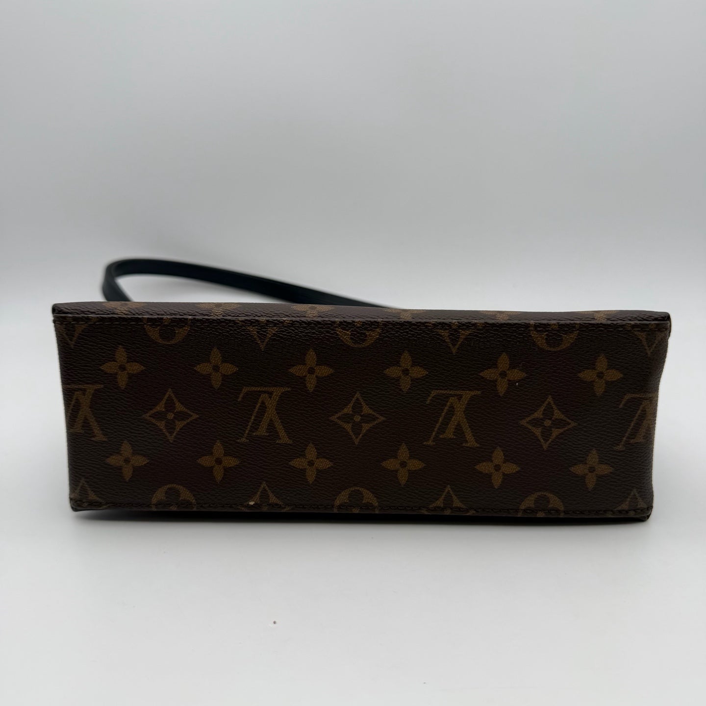 Louis Vuitton M43578