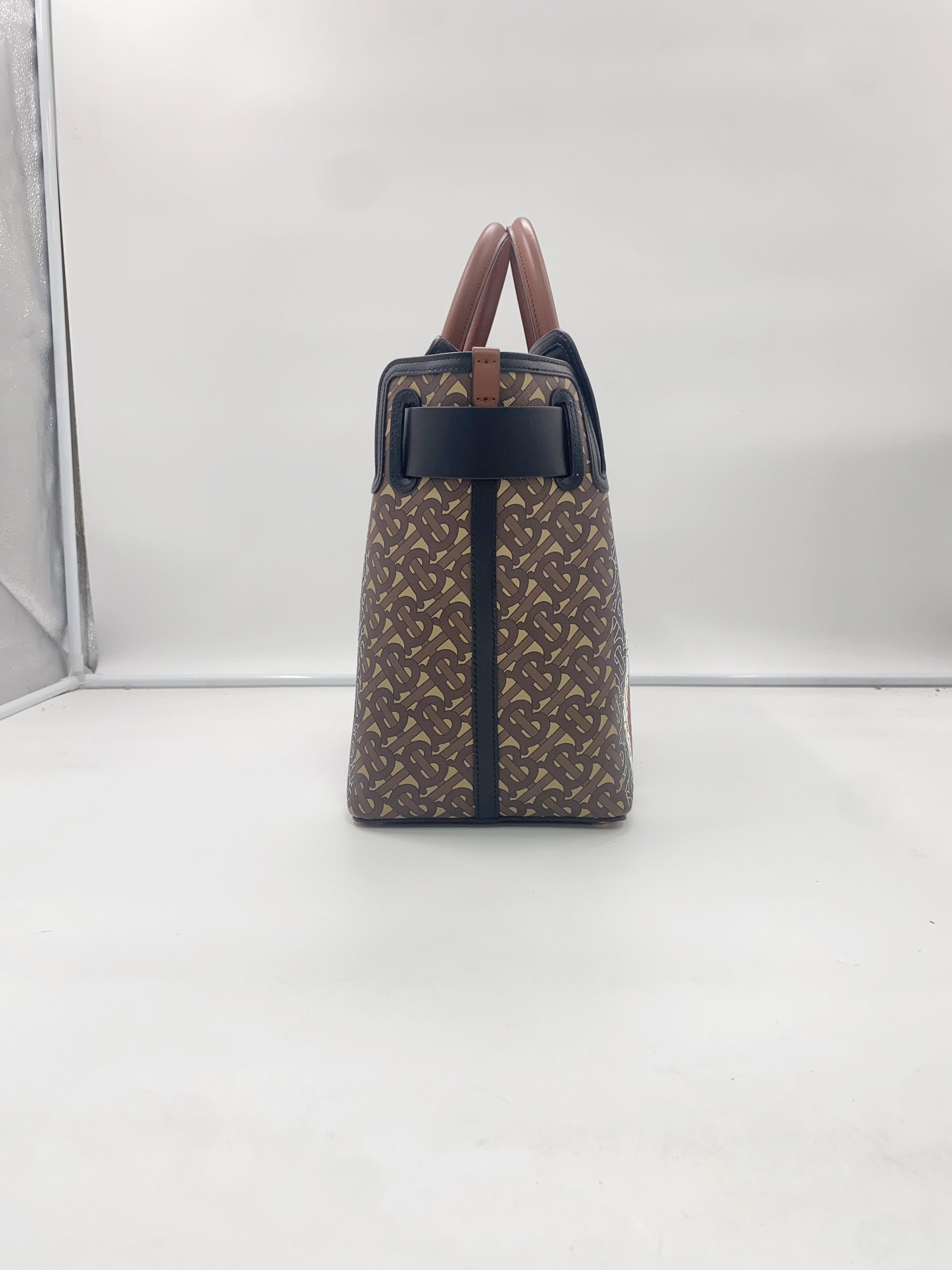 Burberry Tote