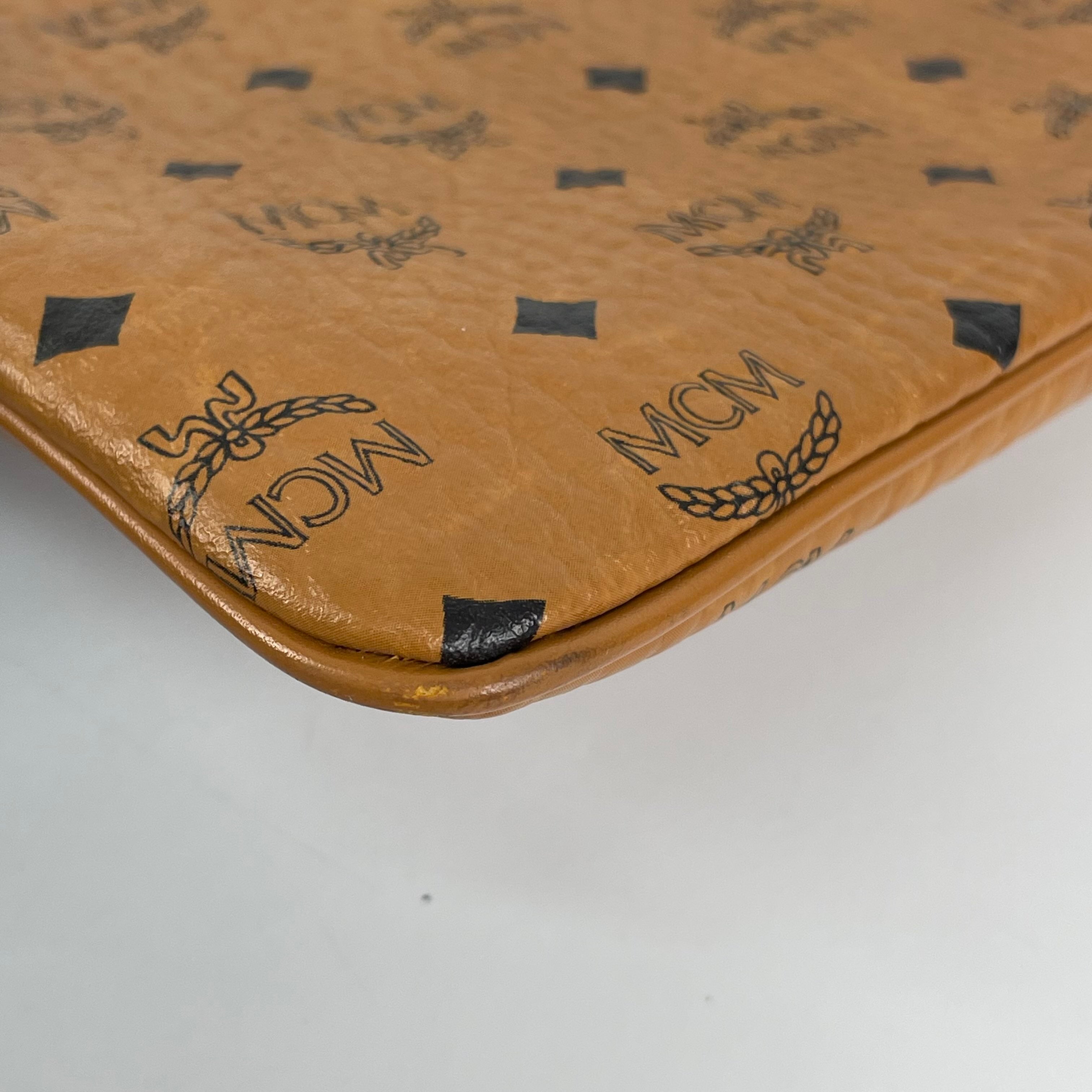 MCM Clutch MYZ6AXL81CO001
