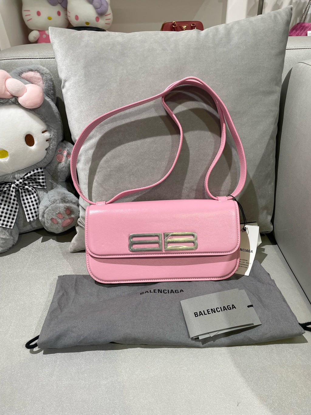 Balenciaga Pink Crossbody 674695-2101Q-5906