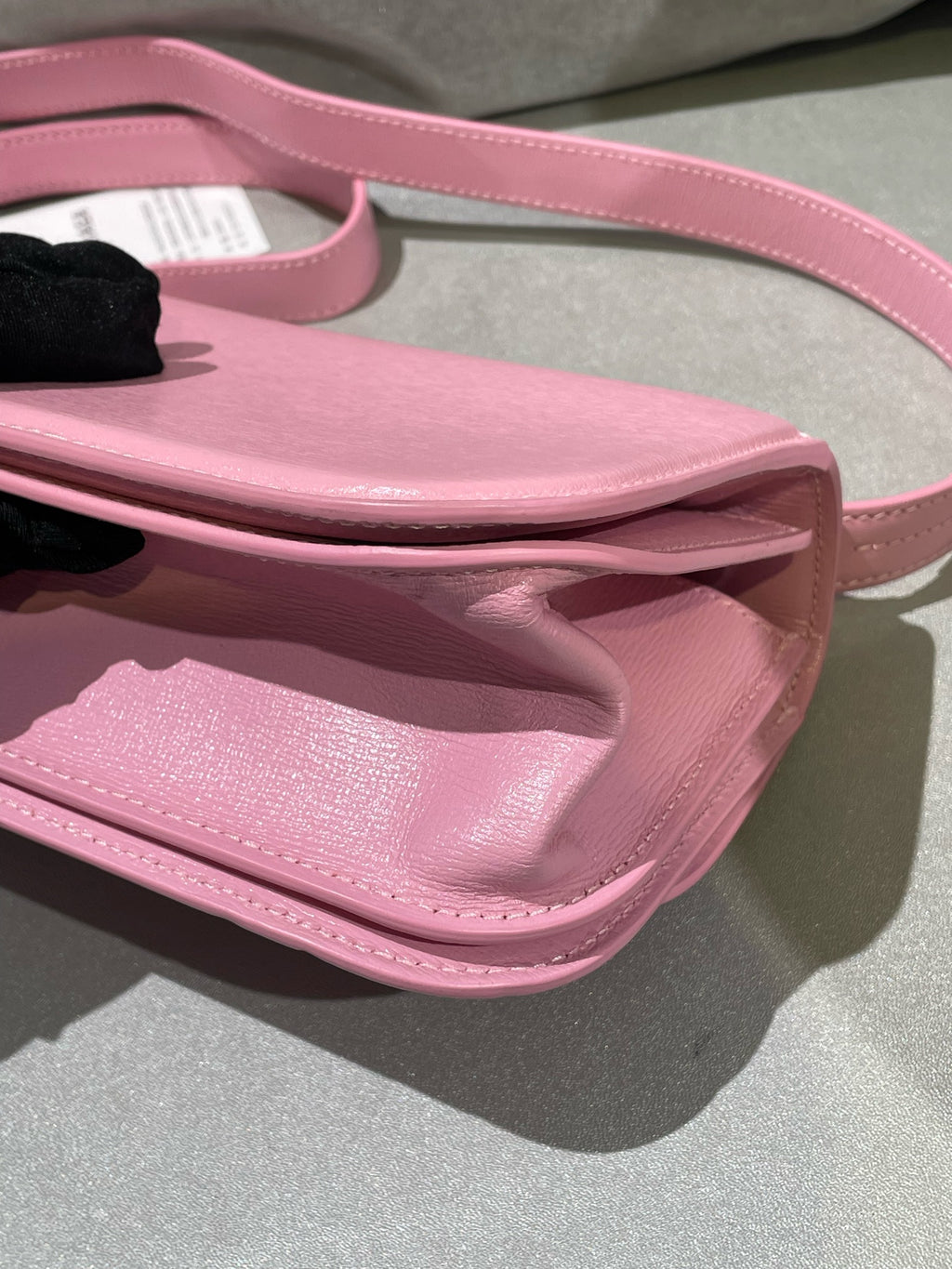 Balenciaga Pink Crossbody 674695-2101Q-5906